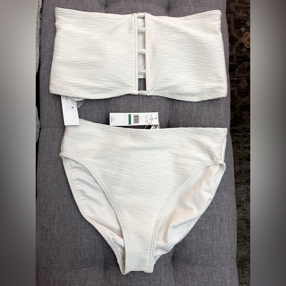 Carmen Marc Valvo Textured Bikini SET Bandeau Top w/ matching Bottom Sz L Ivory